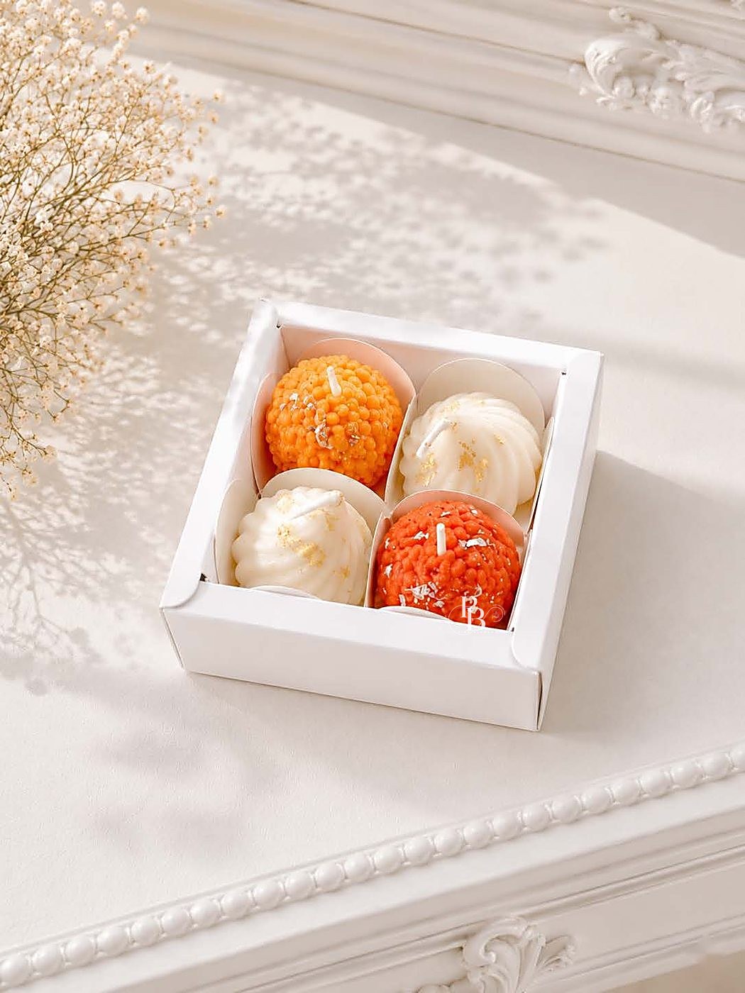 Four laddoo-shaped candles in a white gift box, Pack of 4, handmade soy wax, Pink Blossom bulk order